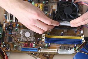 Tenere gli ingegneri sul pezzo